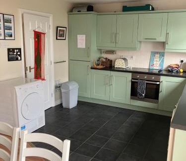 Ballycastle Casa | Ballycastle, Strand Cottages Modern Home