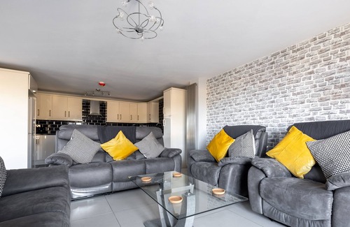 Ballygowan Casa | Ballygowan, Co. Down, Northern Ireland - Gourleys Hideout, 6 Guests - Contractors / Tourists / Relo