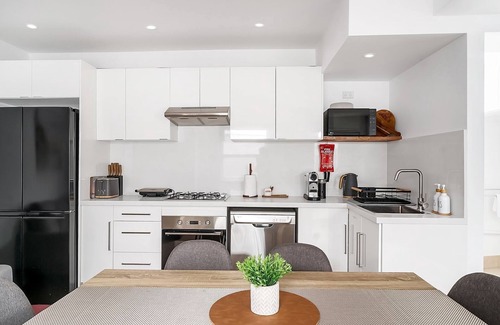 Balmain Casa | Balmain Beauty with Spacious Garden