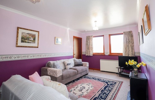 Farr Casa | BALNABODACH, pet friendly, with a garden in Inverness