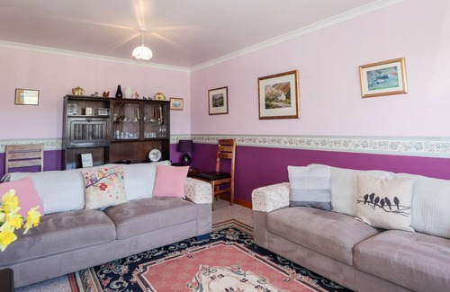 Farr Casa | BALNABODACH, pet friendly, with a garden in Inverness