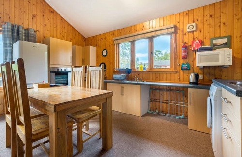 Glen Urquhart Casa | Balnain 3 Bed by Interhome
