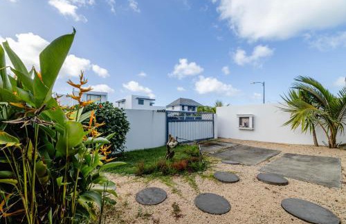 Trou d'Eau Douce Casa | Balnea Villa Sixty-Nine