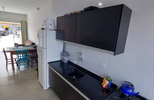 Matinhos Casa | Balneário Céu Azul, with swimming pool 350m from the beach