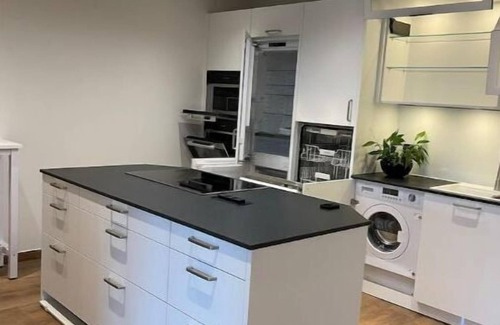 Dusternbrook Apartamento | Baltic Sea at its finest/luxury apartment in Maritim with super kitchen/10 m sunny balcony TG