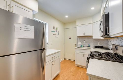Downtown Baltimore Apartamento | Baltimore Townhome Near Oriole Park w/ A/c!