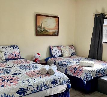 Santa Ana Apartamento | Bambú Family House, AC, WiFi, near Metrocentro Mall