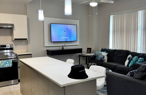Beverly Hills Apartamento | Bamboo Breeze City at the Lofts