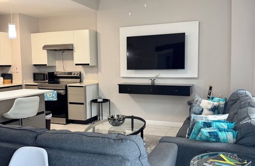 Beverly Hills Apartamento | Bamboo Breeze City at the Lofts