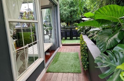 Arncliffe Casa | Bamboo House, Close to the City & Airport & Train station and Brighton Le Sands Beach
