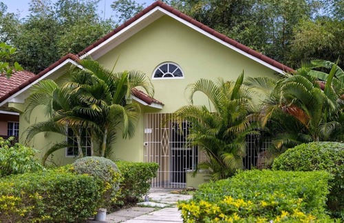 St. Ann's Bay Casa | Bamboo Villa