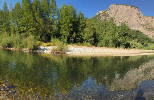 Anduze Apartamento | Bambou lodge anduze, les pieds dans l'eau