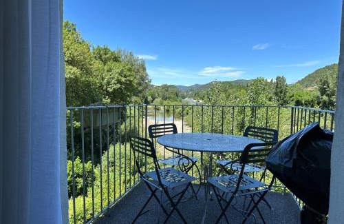 Anduze Apartamento | Bambou lodge anduze, les pieds dans l'eau