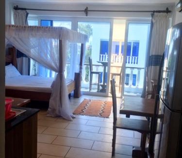 Bamburi Apartamento | Bamburi Beach Studio Apartment B41
