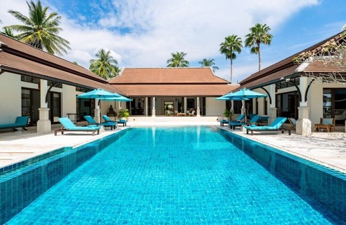 Laem Set Villa | Ban Laem Set-Beachfront-4 Bedrooms