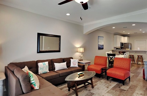 Sunset Pass Casa | Banana Bay Townhome #13909 | Near Gulf + Bay & Pool Access!