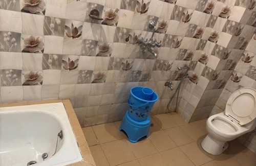 Lanka Hotel | Banarasi Kothi