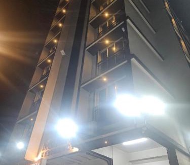 Ranwar Apartamento | Bandra Bloom- Spacious1BHK near Lilavati&Bandstand