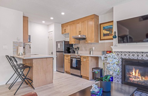 Harvie Heights Casa | Banff Boundary Lodge/2BR 1.5BT/AC/Hot tub
