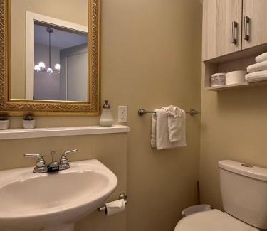 Harvie Heights Casa | banff woods lodge