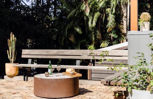 Bangalow Casa | Bangalow Oasis - Artisan home