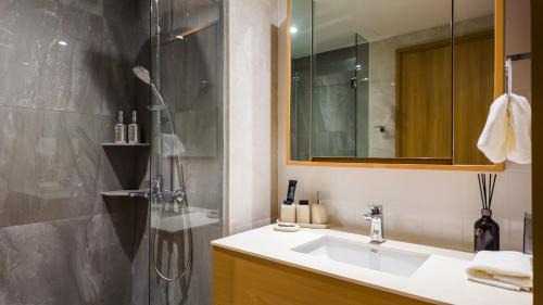 Bang Tao Apartamento | Bangtao Beachside Residences by Wise Venture