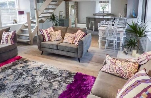 Bakewell Cabaña | Bank House Mews