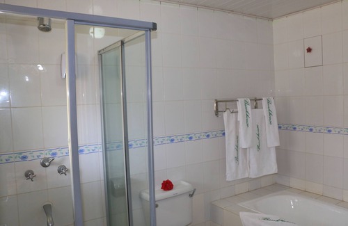 Langata Hotel | Bankhouse Karen