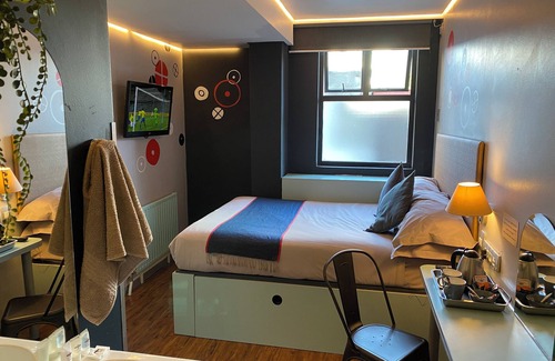 Braamfontein Hotel | Bannister Hotel