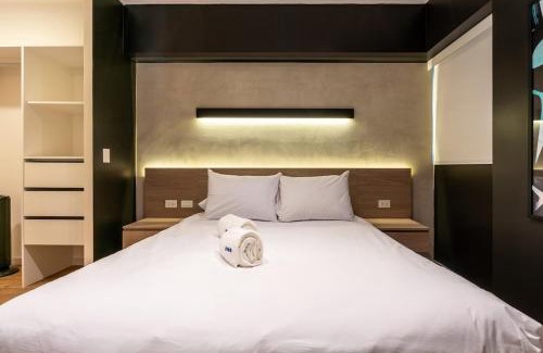 Country Club Apartamento | Bansky 1BR by Geko
