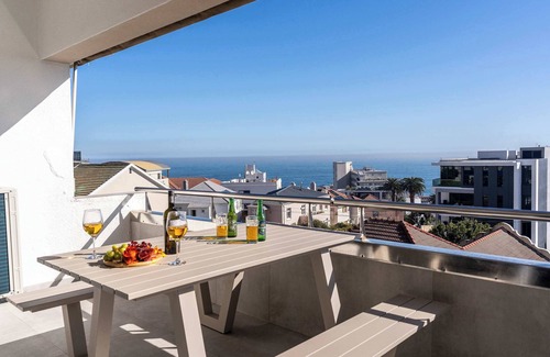 Fresnaye Apartamento | Bantry Bay Pearl - Apt with Ocean Views