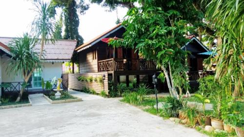 Mae Hong Son Complejo | Banviewnam Camping & Resort