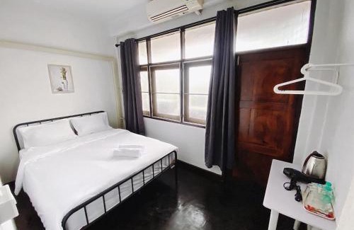 San Chao Pho Suea Apartamento | BAO San Chao Pho Sua - ศาลเจ้าพ่อเสือ
