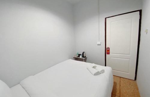 San Chao Pho Suea Apartamento | BAO San Chao Pho Sua - ศาลเจ้าพ่อเสือ