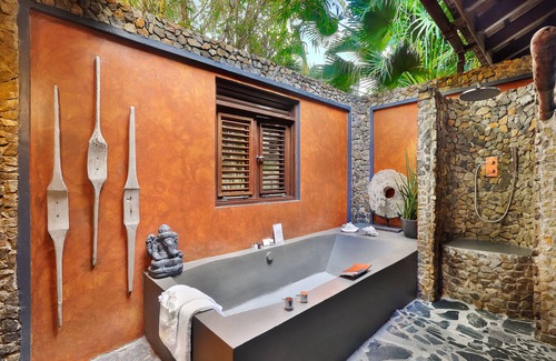 Steenrijk Hotel | Baoase Luxury Resort