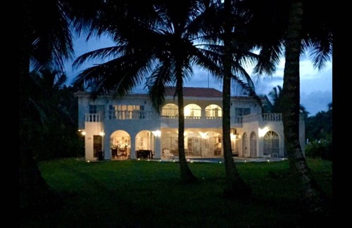 Nagua Villa | Baoba Breeze Villa es verdaderamente su propio paraíso frente al mar