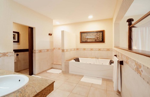 Diani Beach Complejo | Baobab Beach Resort & Spa