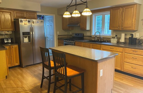 Town Hill Casa | Bar Harbor 5 bedroom 3 bath with hot tub and large backyard