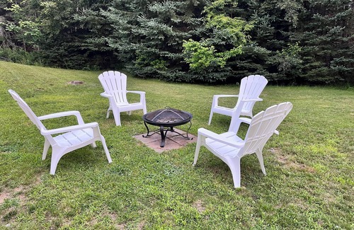 Town Hill Casa | Bar Harbor 5 bedroom 3 bath with hot tub and large backyard
