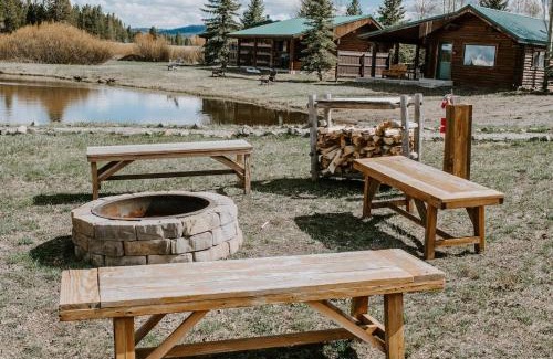 West Yellowstone Cabina | Bar N Ranch