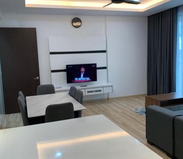 Hulu Kinta Apartamento | Barakah Homestay @ Meru Casa Kayangan