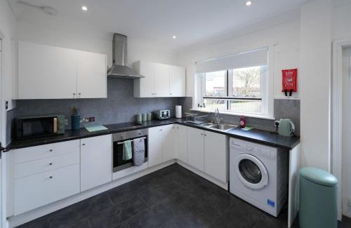 Troon Casa | Barassie Villa located near Troon
