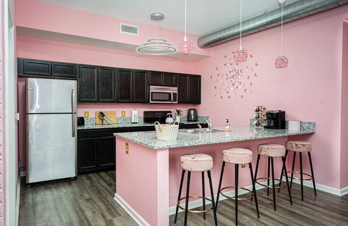 Fall Creek Place Apartamento | Barbie's Indy Dreamhouse