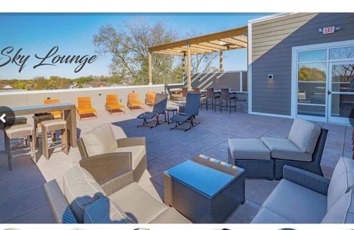 Fall Creek Place Apartamento | Barbie's Indy Dreamhouse