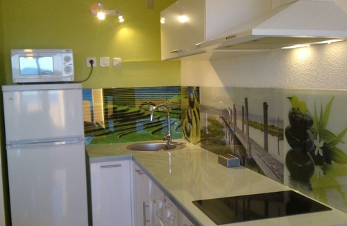 Le Barcares Apartamento | Apartamento de pie con vista panorámica al mar.