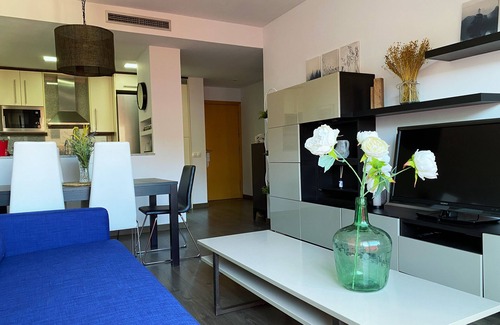 Poblenou Apartamento | Barcelona Beach Breeze
