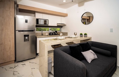 Centro de Cancún Hotel | Barcelona Condos Cancun