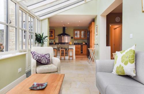 Winchcombe Casa | Barebones Farm