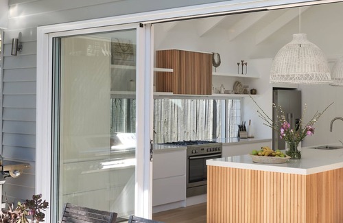Avalon Beach Casa | Bareena by Beach Stays