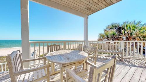 St. George Island Casa | Barefoot Bungalow